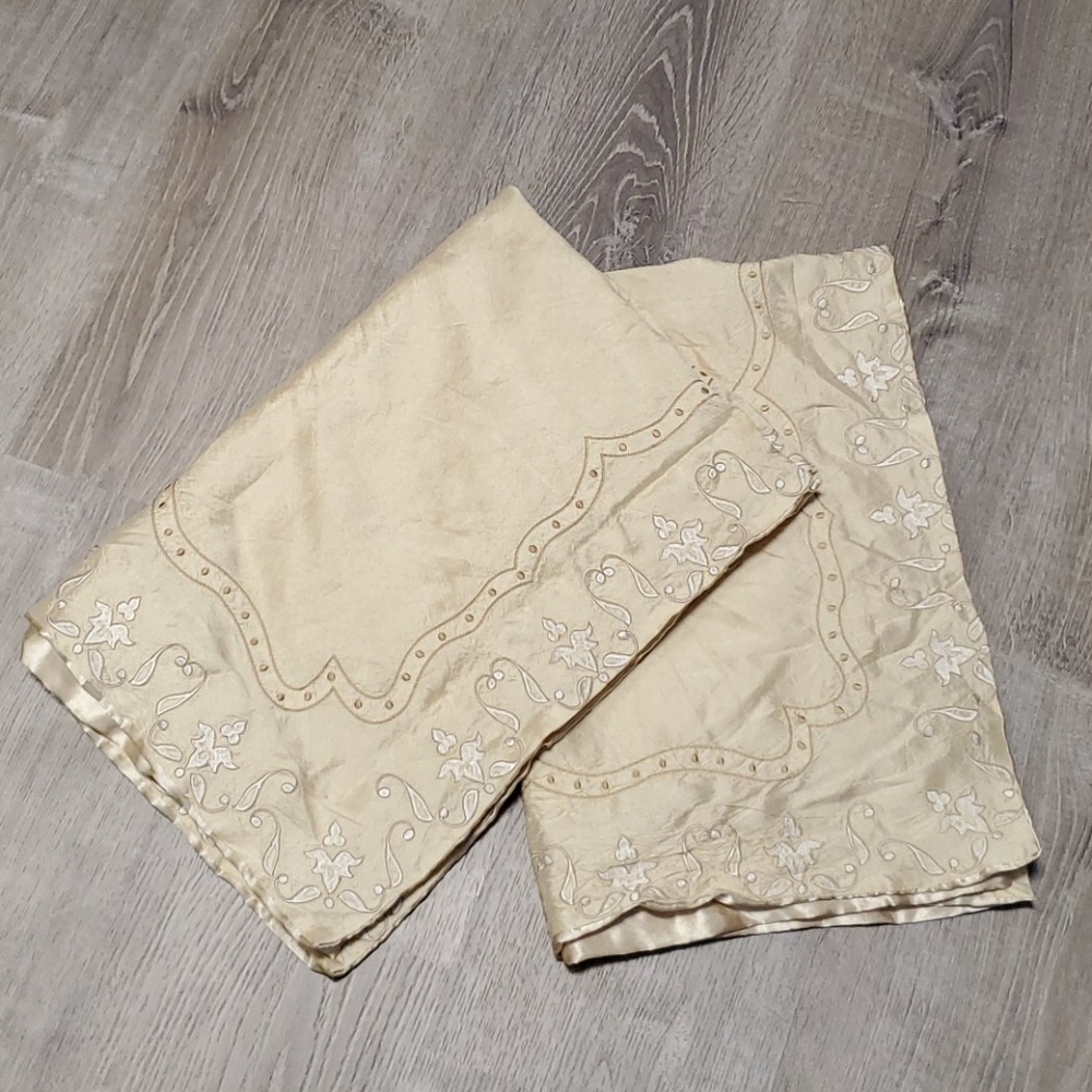 Luxe Versailles Bundle 2 silk  pillow cases decor embroidered cream